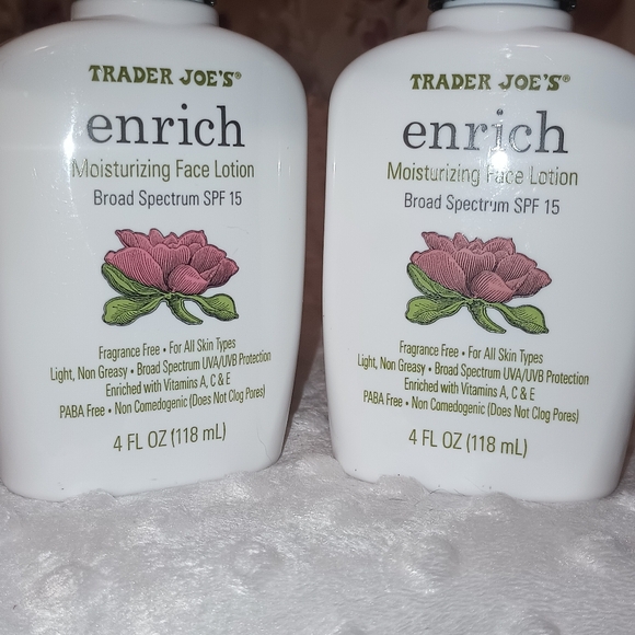 Enrich Moisturizing Lotion - Picture 2 of 2